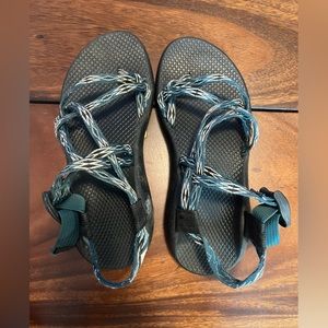 Chacos size 8